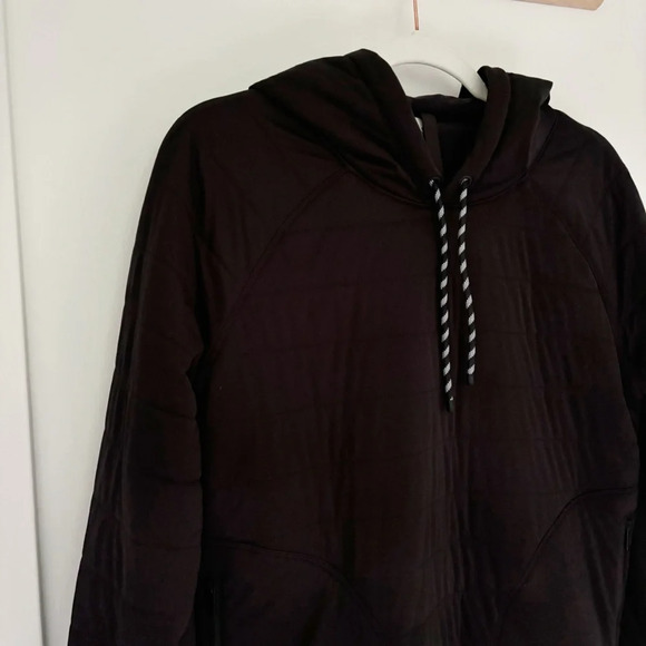 Lululemon Dynamic Movement Hoodie in Black Size 8 Quilted Fall Autumn Loungewear - Picture 8 of 11